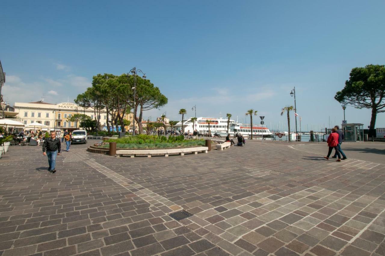 Atico Hotel Desenzano del Garda Exterior photo